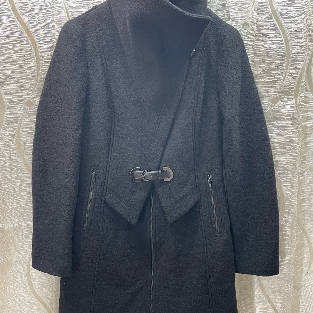 Soia & Kyo Wool Blend Asymmetrical Wrap Coat Womens Small Black Good Buckle Zip